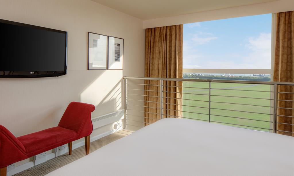 Doubletree By Hilton Aberdeen City Centre Room photo